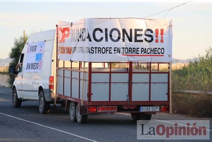 Concentración por el Mar Menor en Los Alcázares