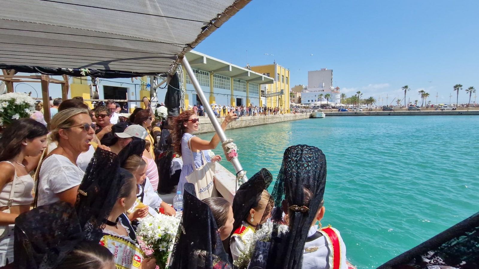 La gent de la mar de Castelló, Vinaròs i Burriana s'encomana a la Verge del Carme