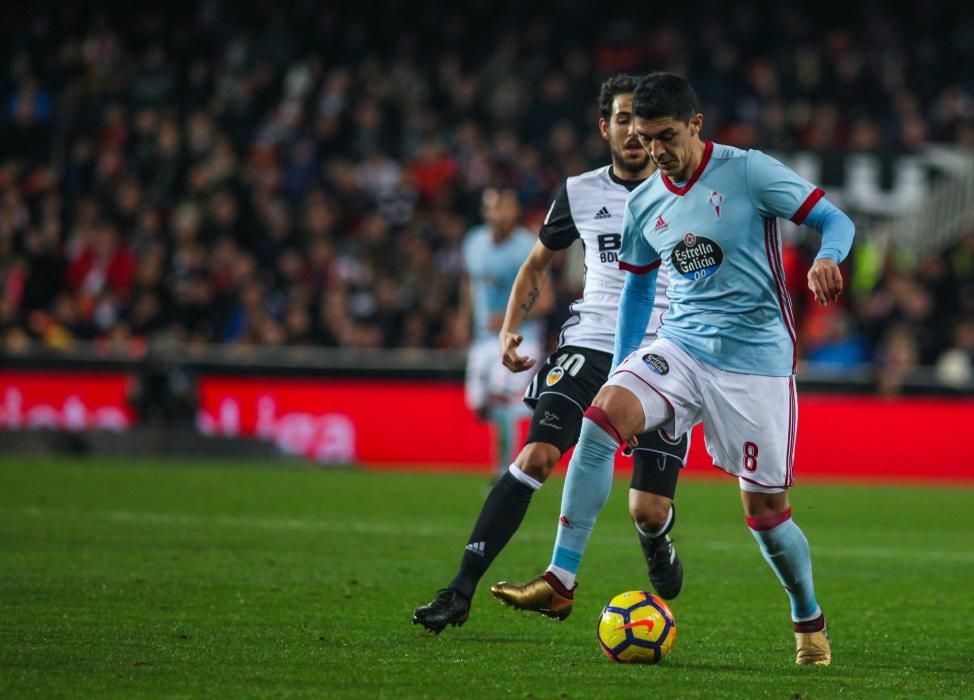 Las imágenes de la derrota del equipo celeste en Mestalla.