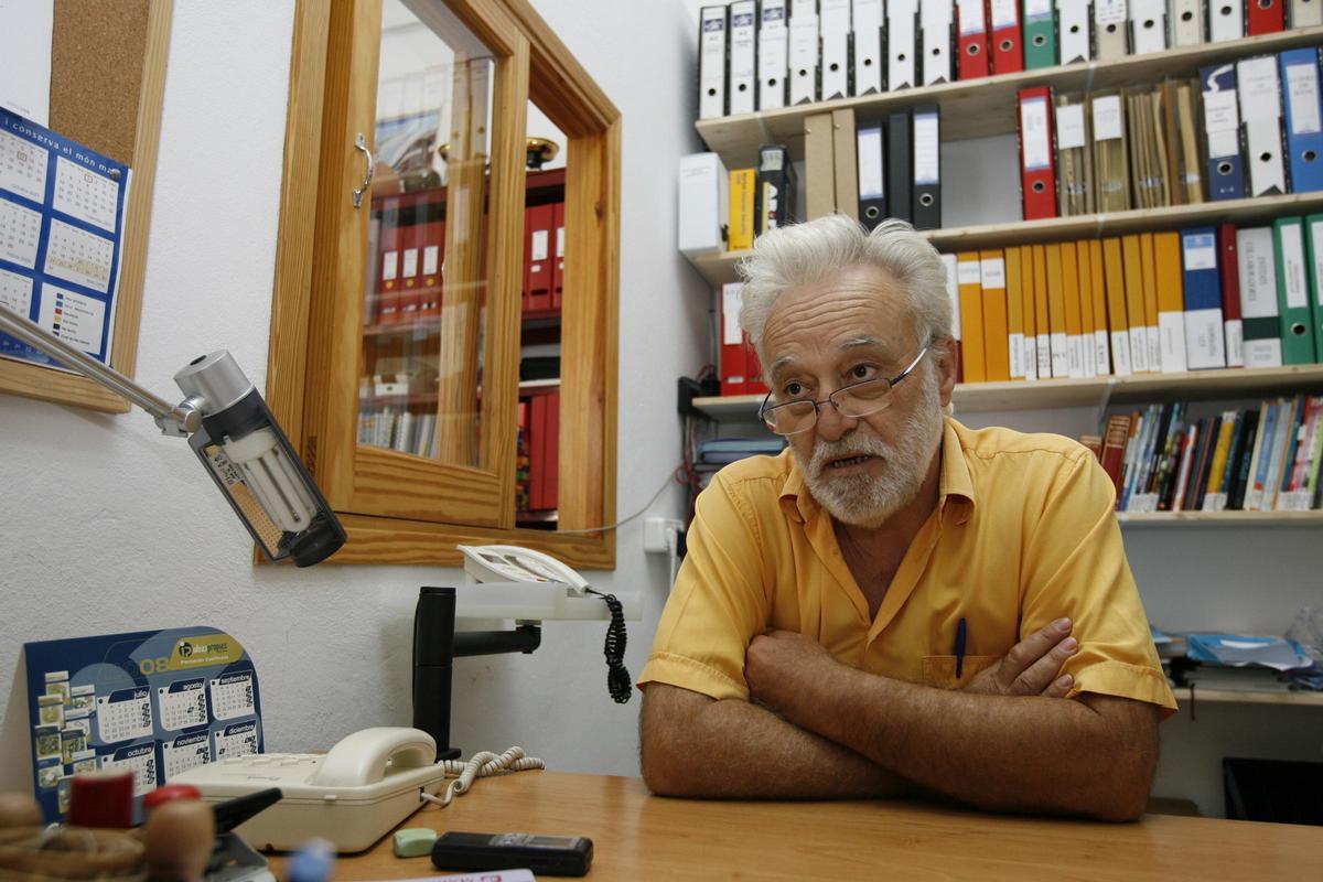 Daniel Moreno, en la Escola d'Adults, de la que era director