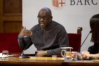Thuram, exjugador del Barça, critica a Mourinho por su reacción a la polémica Prestianni-Vinicius: "Nunca se ha interesado en el racismo"