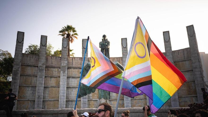 Tensión entre colectivos LGTBI y los ayuntamientos de Granadilla y Arona por la gestión del Orgullo