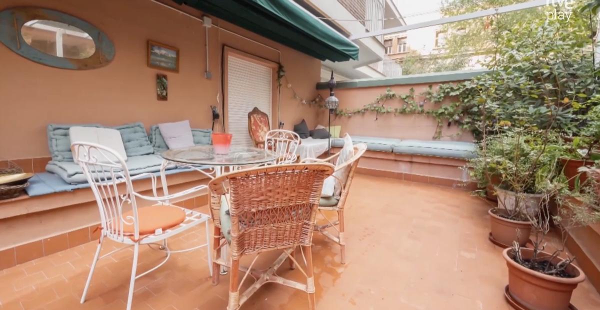 La segunda terraza en la casa de Antonio Carmona y Mariola Orellana