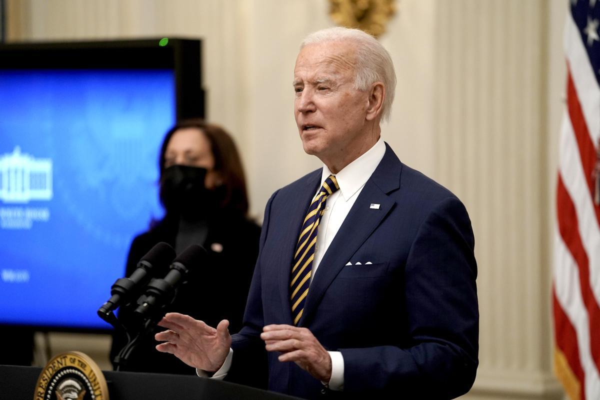 Biden busca alleujar amb polítiques progressistes el flagell econòmic de la pandèmia