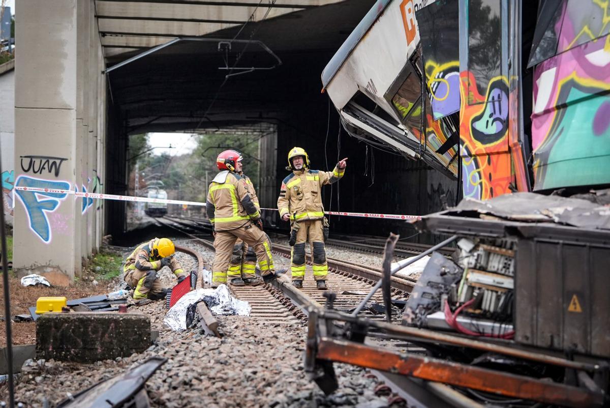 Así ha quedado el tren descarrilado en Gelida tras el accidente