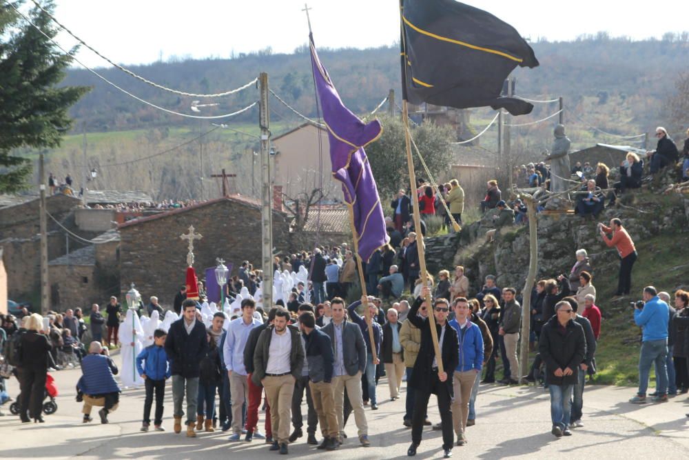 Procesión del Viernes Santo en Bercianos de Aliste