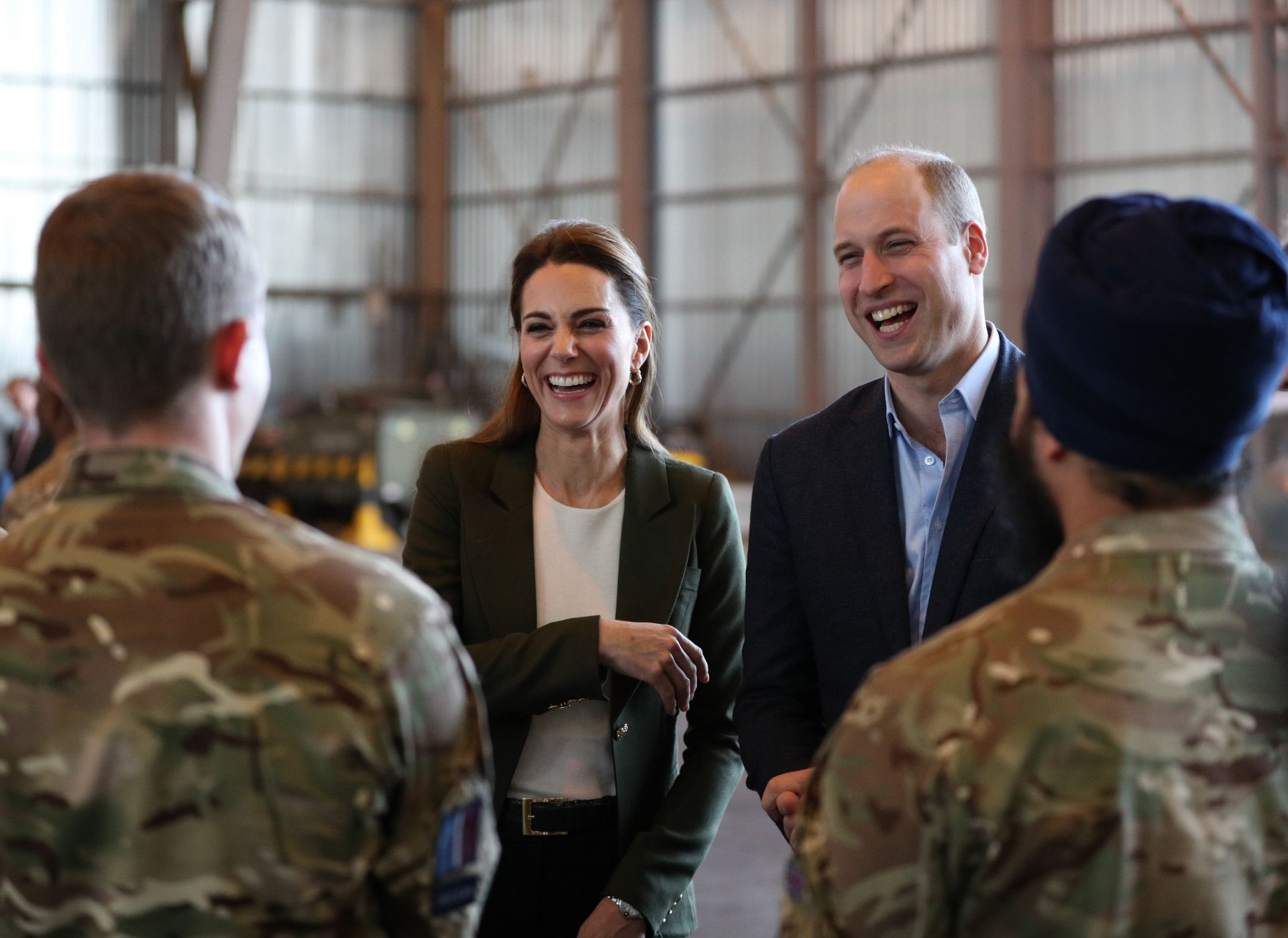 Kate Middleton y el príncipe Guillermo en una visita oficial a Chipre