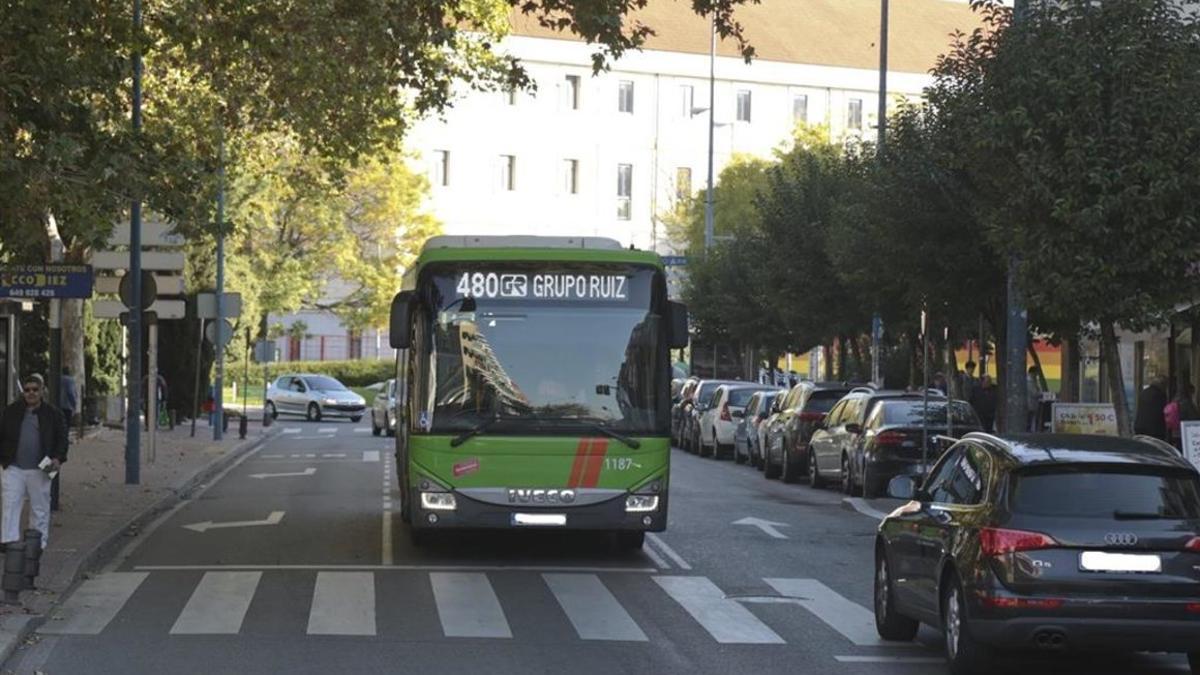 Un autobús interurbano