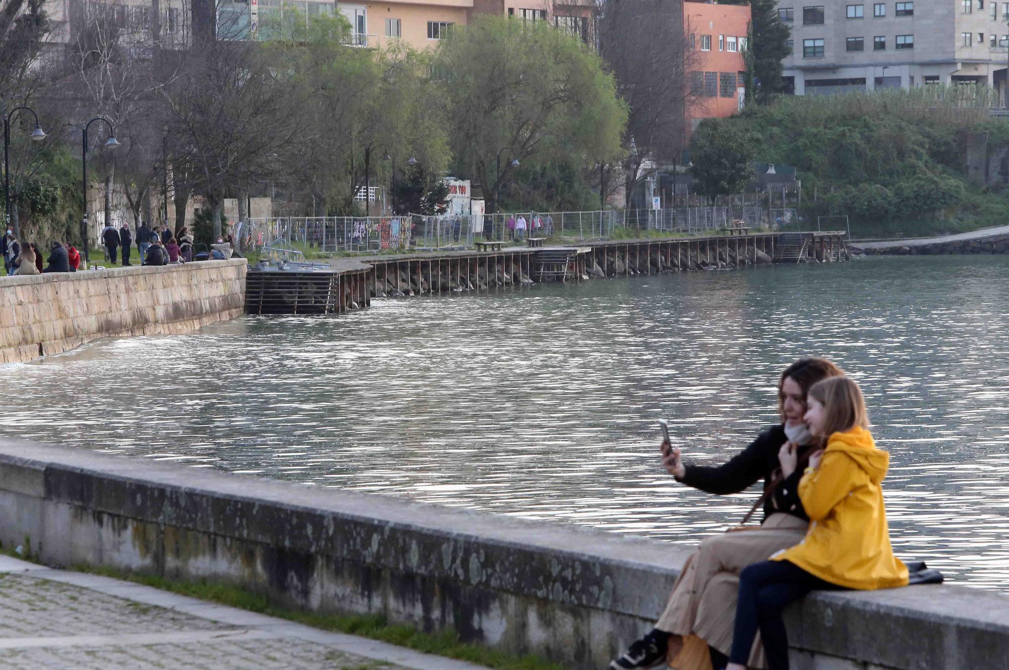 ¿Cuánto suben y bajan las mareas vivas?