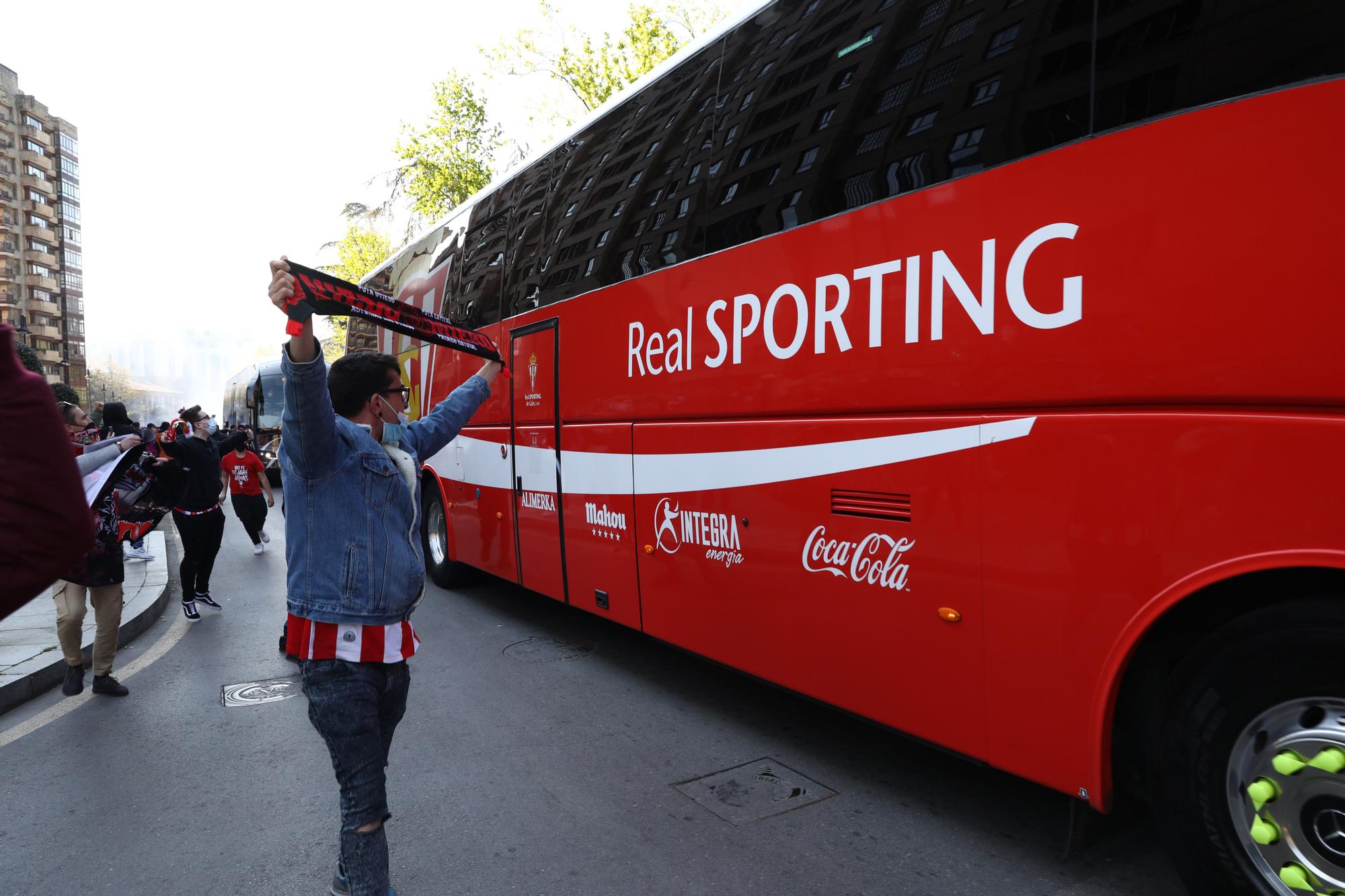 Así fue la llegada del Sporting al Molinón