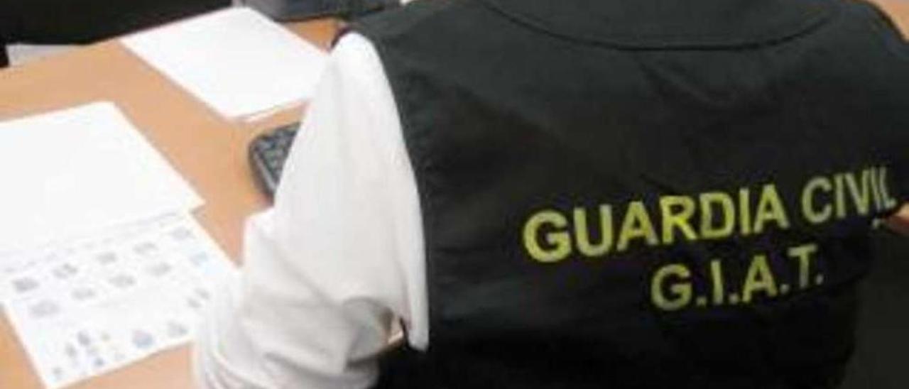 La Guardia Civil de Tráfico y la Jefatura Provincial de la DGT lideraron la investigación. // Guardia Civil