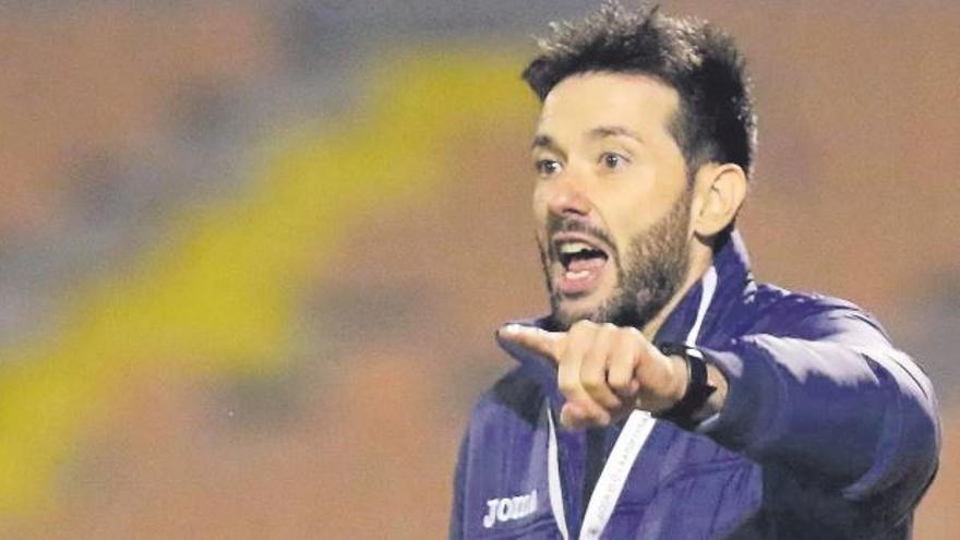 Carlos Corberán es la primera opción para el banquillo del Valencia CF