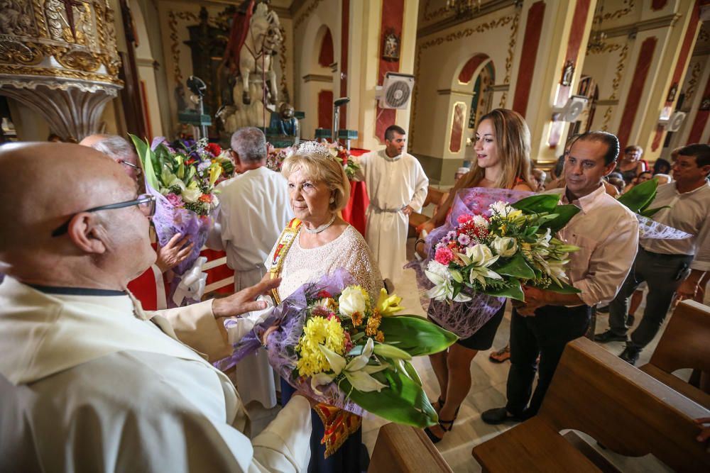 Ofrenda de flores, procesión y «patatá» en Benijófar