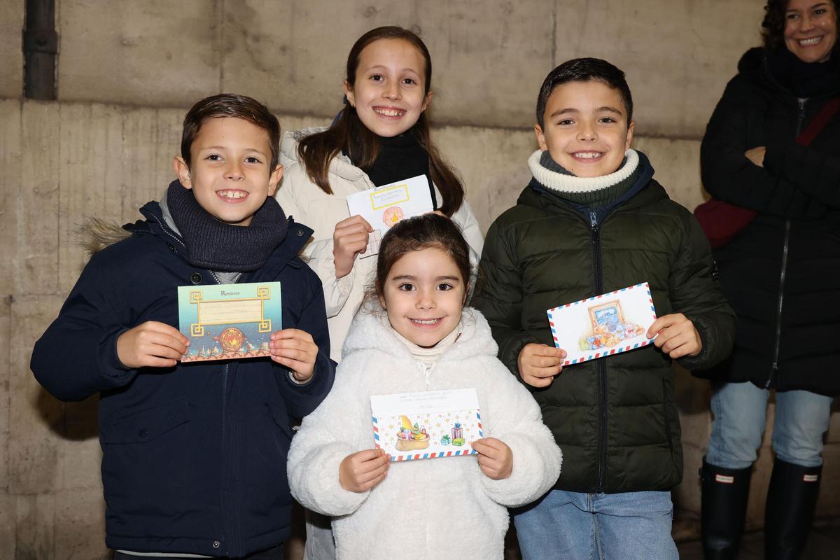 Las imágenes del Día de la Burrita y el Bando Real de Alcoy