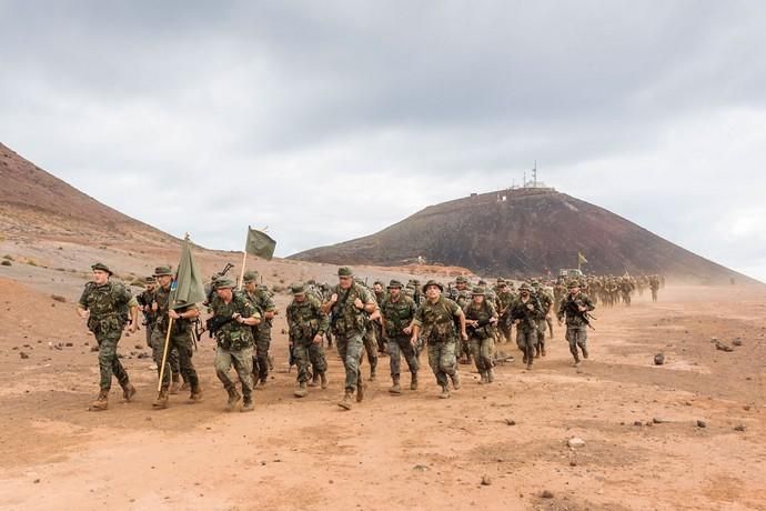 Maniobras militares en La Isleta