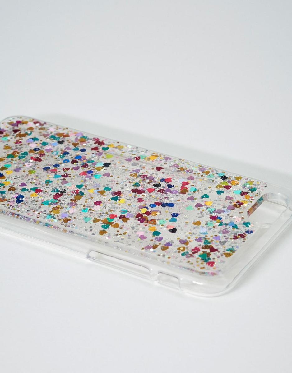 Funda corazones, Pull&Bear