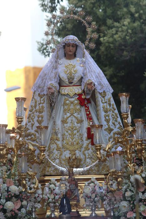 La Victoria renueva sus votos con el Rocío en Pentecostés