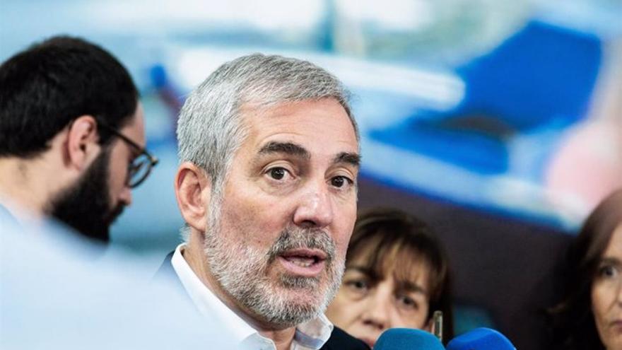 Clavijo afirma que los menores migrantes "están siendo recogidos con menos garantías"
