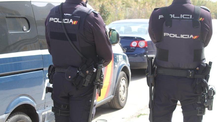 Agentes de la Policía Nacional