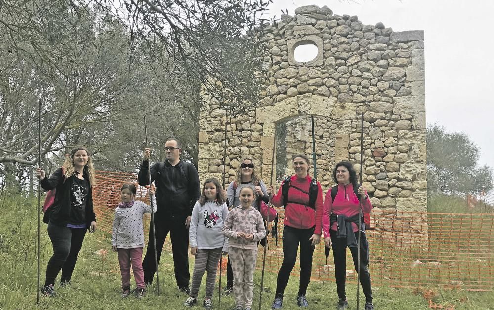 Sabrosas paellas y las últimas ‘panades’  se disputan el protagonismo de la jornada