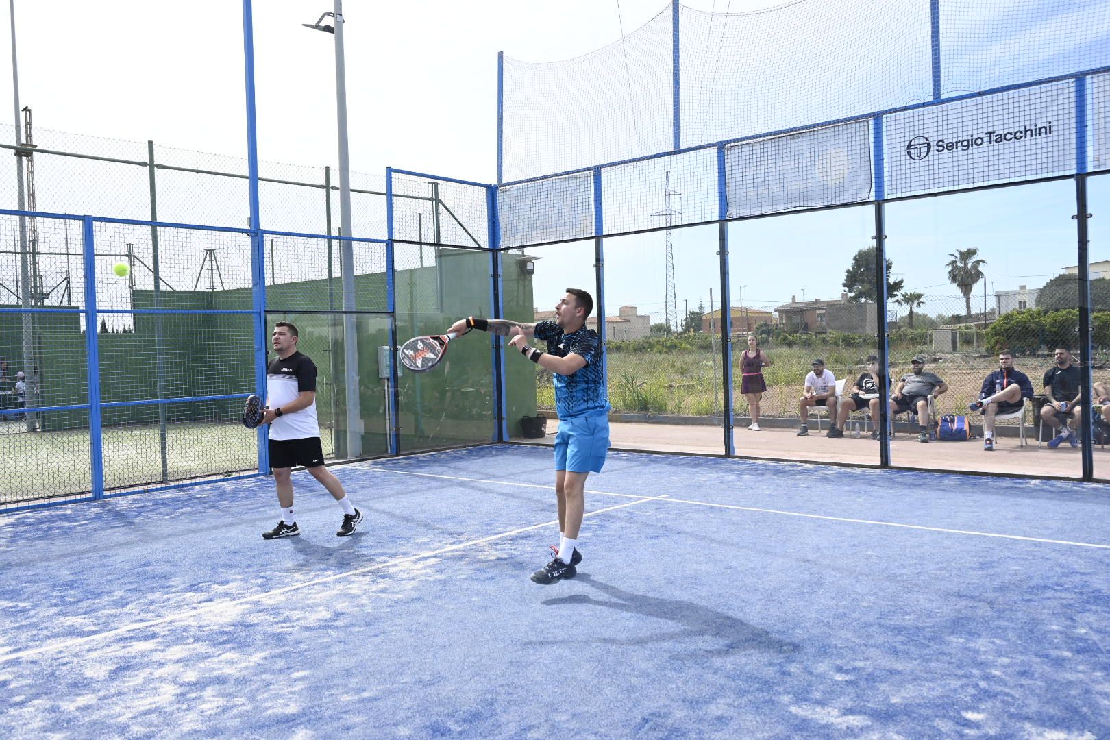 Las mejores imágenes de la jornada de pádel solidario de la Gaiata 15 en Castelló