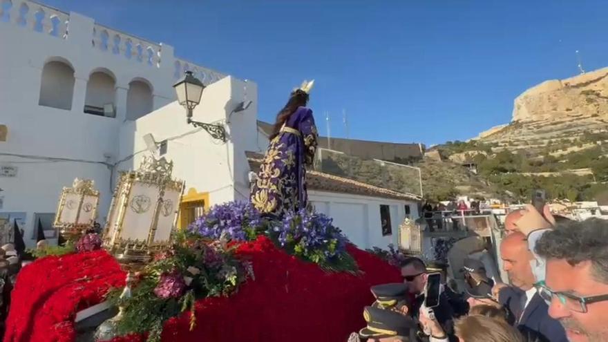 Semana Santa en Alicante 2026: el barrio de Santa Cruz entona las primeras saetas a la salida de El Cautivo