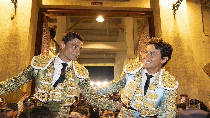 Así se ha vivido la corrida del Sábado de Gloria en Lorca