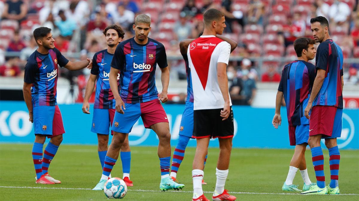 Ronald Araujo entró al césped 'antes de tiempo' por la lesión de Lenglet