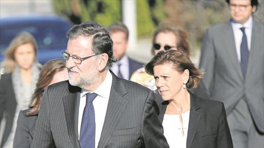 Rajoy lidera el homenaje social y del PP a Barberá