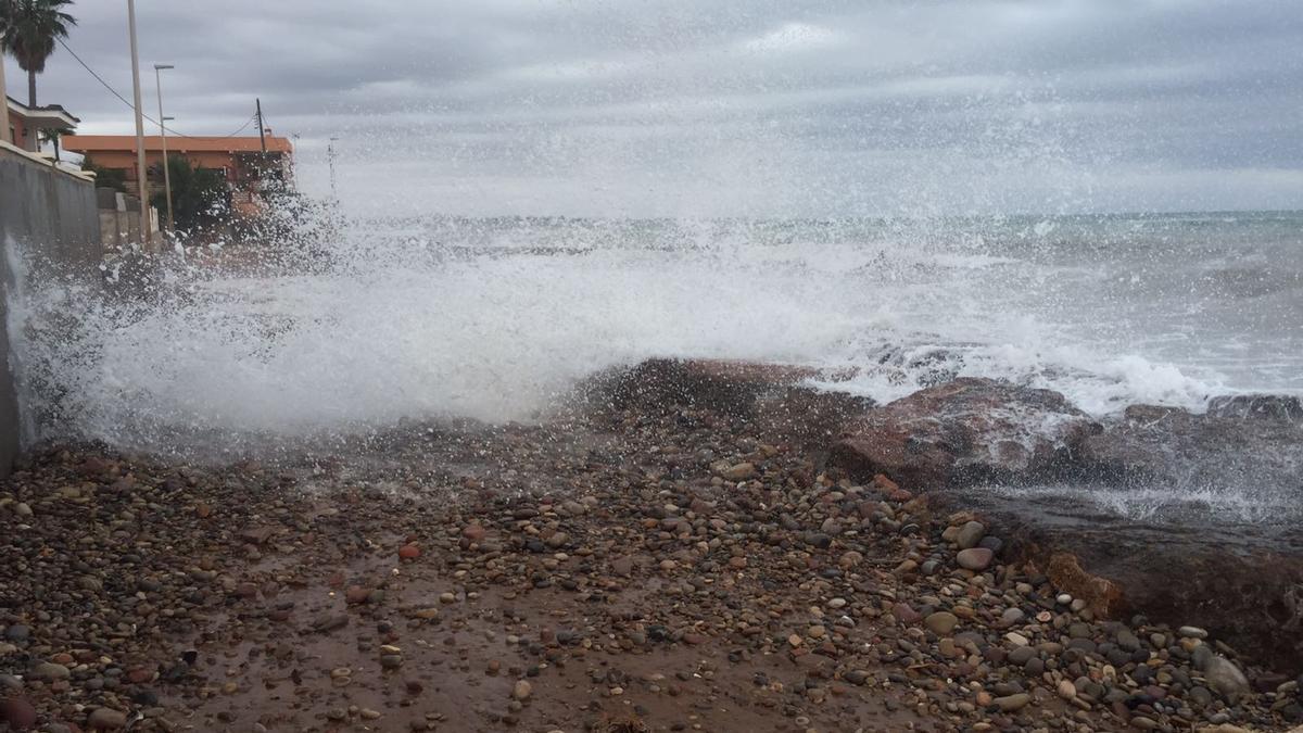 La regresión que sufre el litoral de Nules se agrava con cada nuevo temporal.