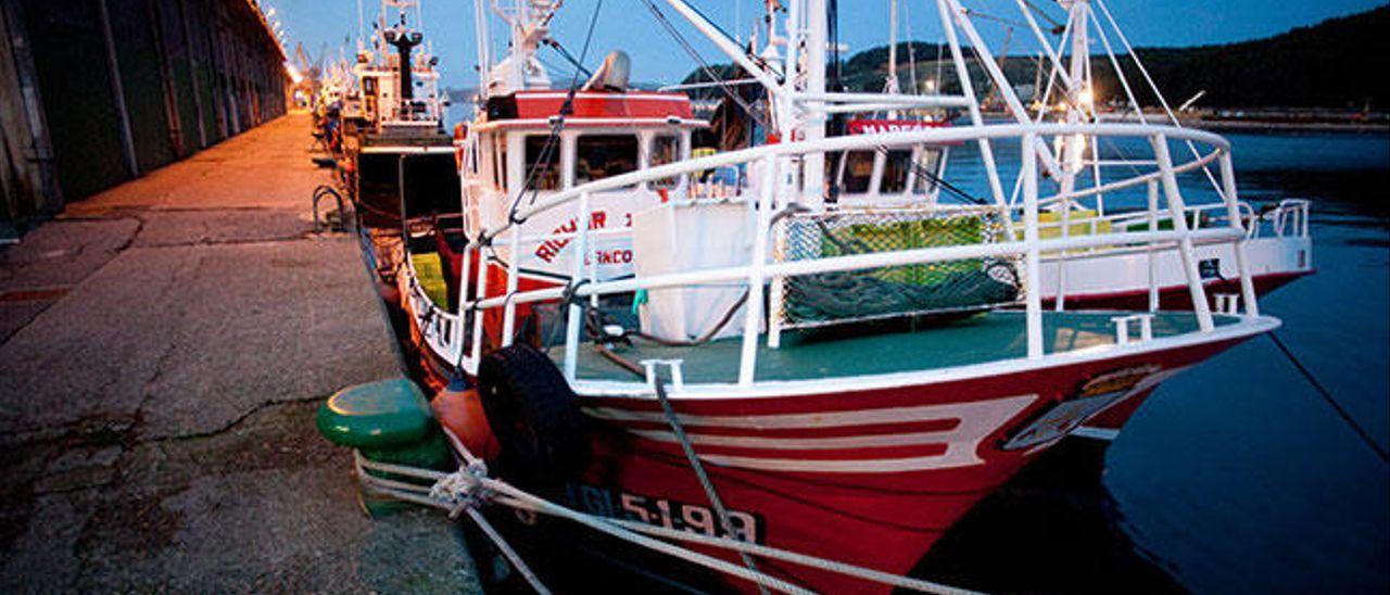 La flota pesquera asturiana, amarrada.