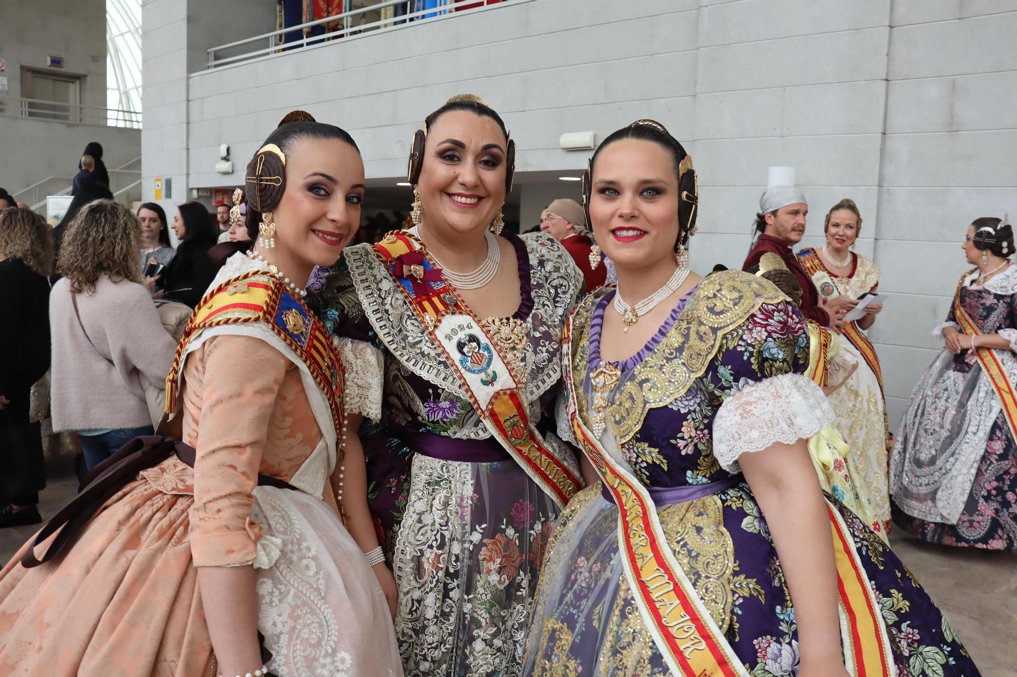 La alfombra roja en el 50 aniversario de la Agrupación de Fallas del Marítim