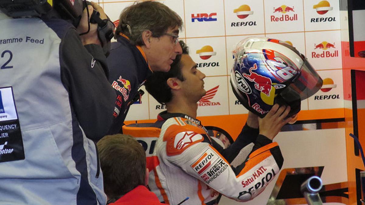 Dani Pedrosa se prepara para reaparecer en el Mundial sobre su Honda RC213V en el circuito de Le Mans.