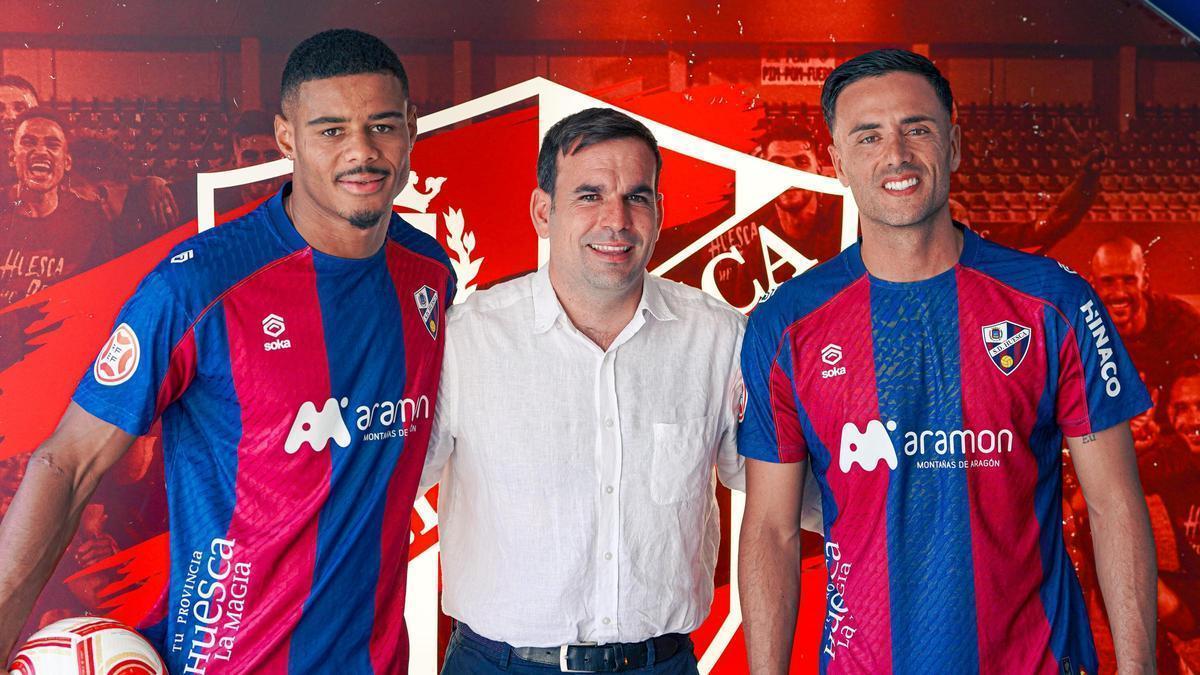 Douglas Aurélio, Javier Sanz y Cristian Herrera.