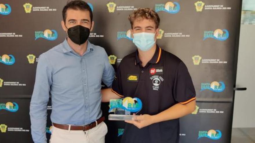 Santa Eulària firma un patrocinio con el billarista Jonás Souto - Diario de Ibiza - Vimarsana News