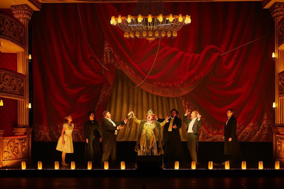 Una de las escenas del "El fantasma de la ópera" que llega a les Arts el 4 de julio.