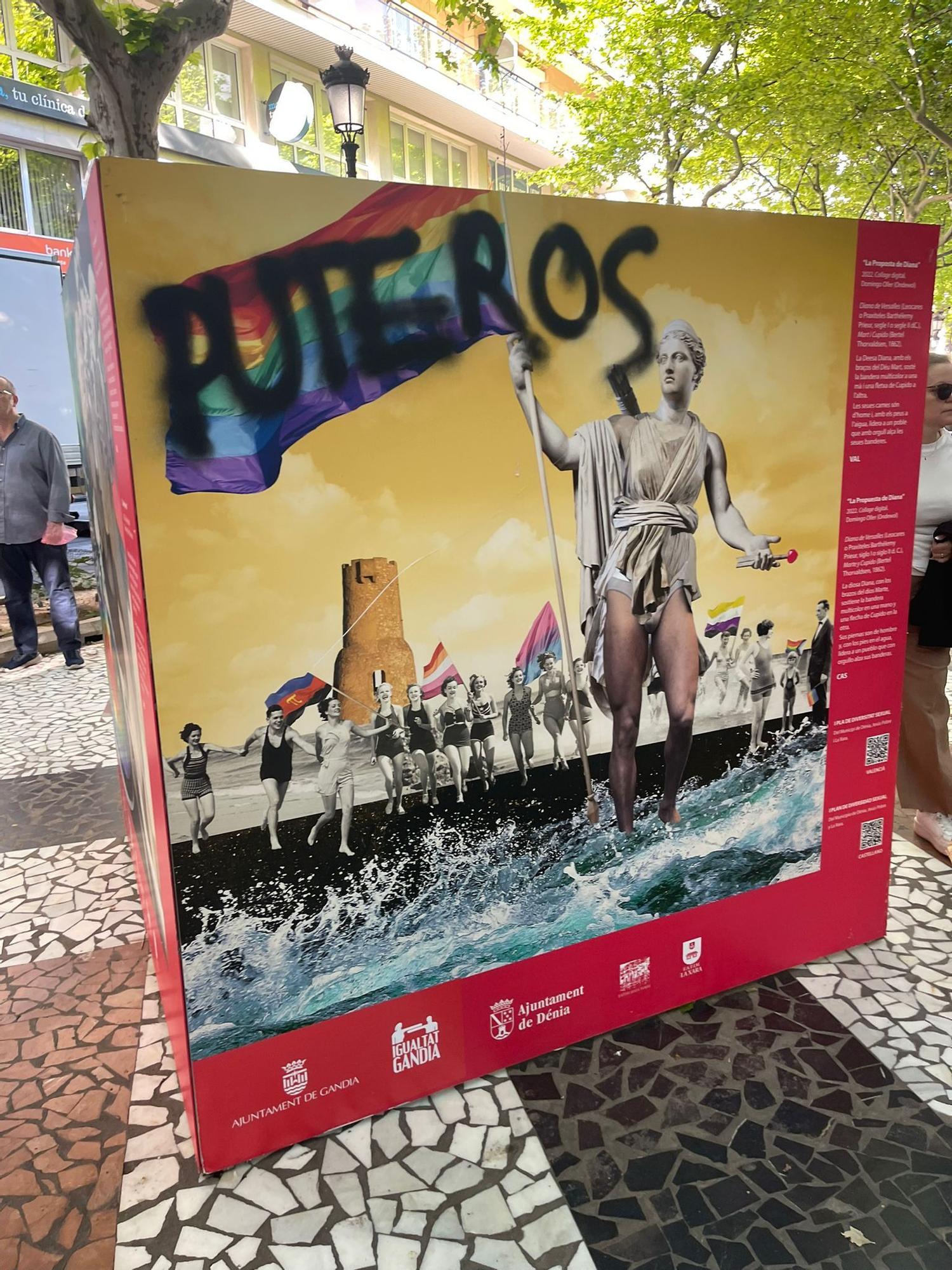 Ataque vandálico a la muestra LGTBI de Gandia