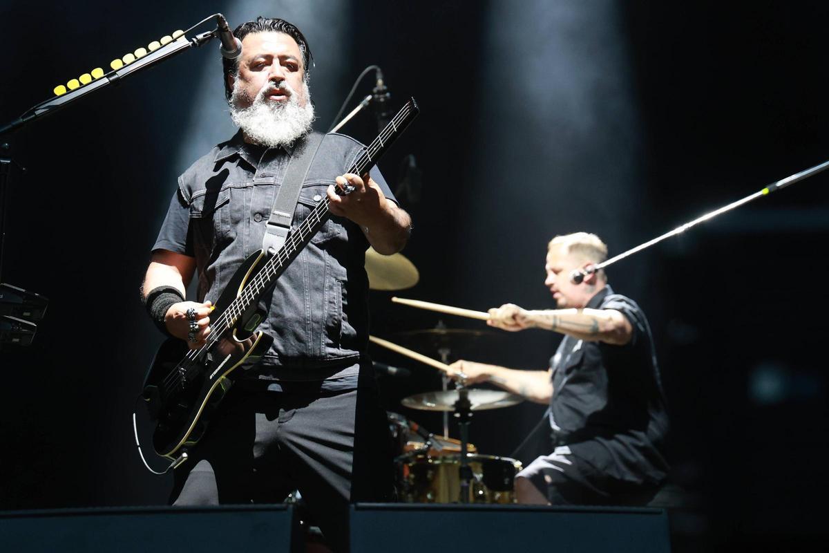 Molotov llena Castrelos con su 'rock' con sello mexicano