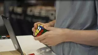 El cubo de Rubiks celebra 50 años con cuatro nuevos récords en el Campeonato Europeo en Pamplona