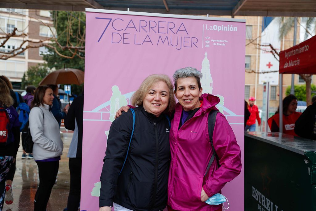 Carrera de la Mujer Murcia 2022: las participantes posan en el photocall