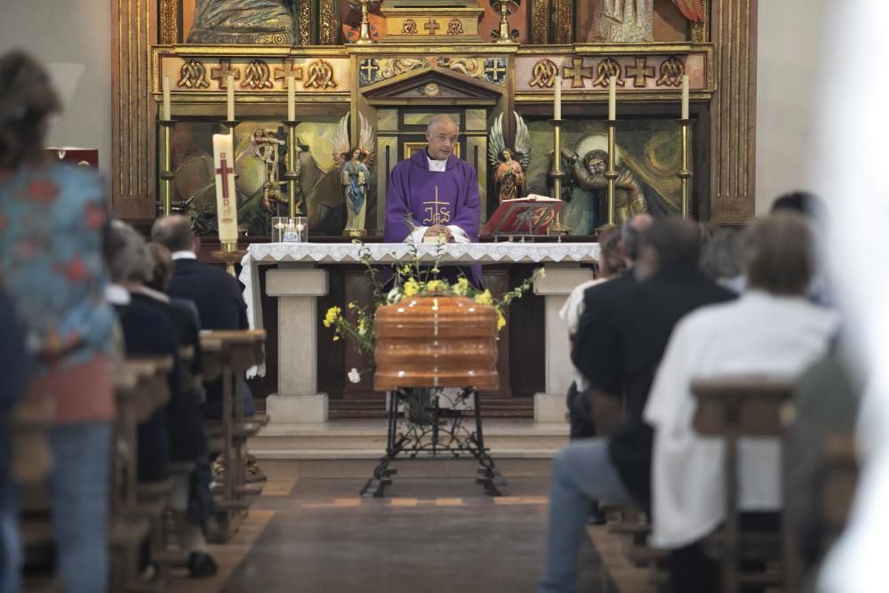 Funeral y despedida motera de Bernard Marcos, el mecánico fallecido en Llanes en un fatal accidente