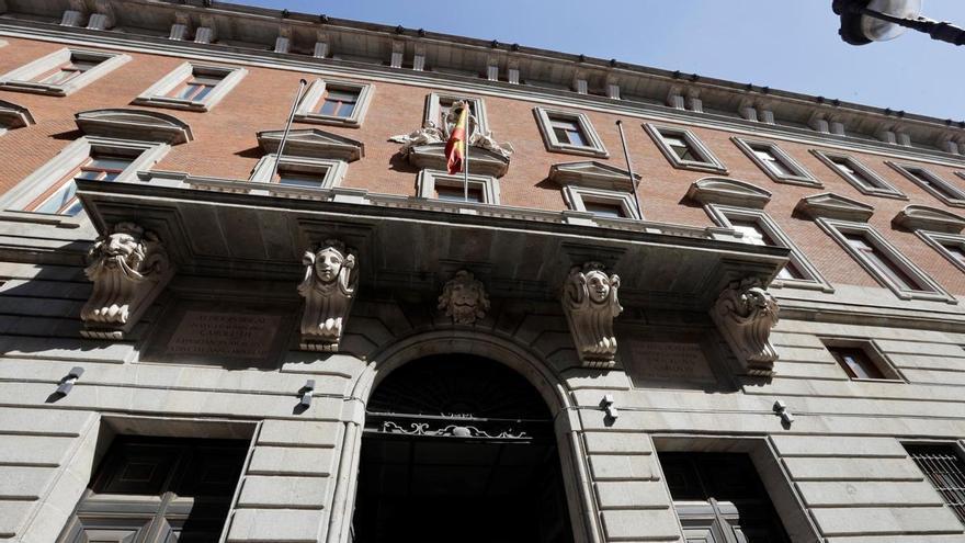 Los grandes morosos con Hacienda bajan a 5.853 en 2025, 144 menos