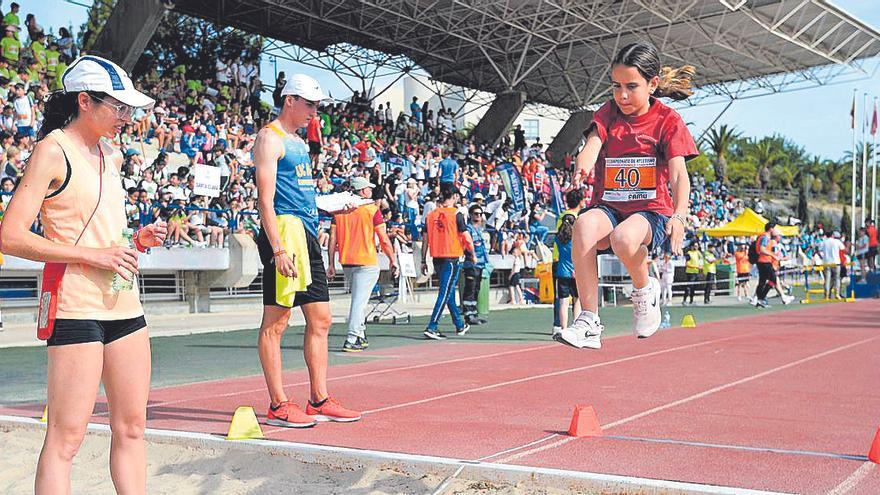 Éxito de implicación y asistencia en la celebración del XVII Campeonato de Atletismo de Ucoerm