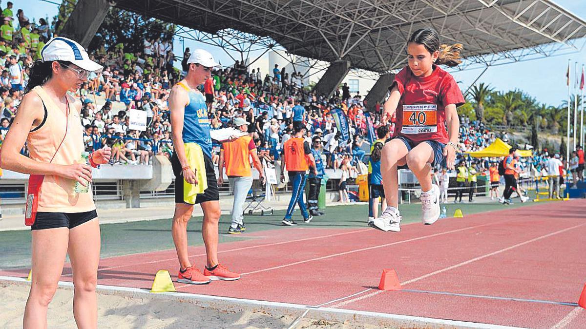 Las diversas pruebas se desarrollaron en categoría alevín benjamín e infantil masculina y femenina (Juanchi López) (002)