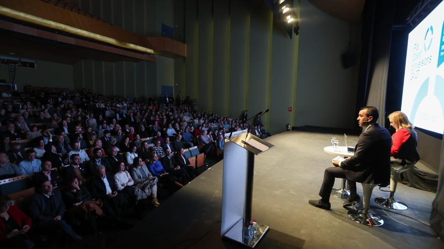 Presentación del Plan de Inversiones de Diputació en el Auditori de Torrent