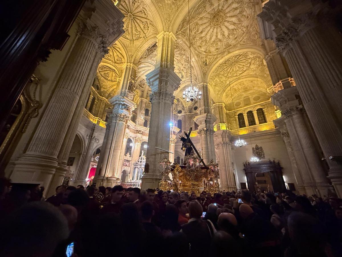 El Nazareno de Viñeros en la Catedral.