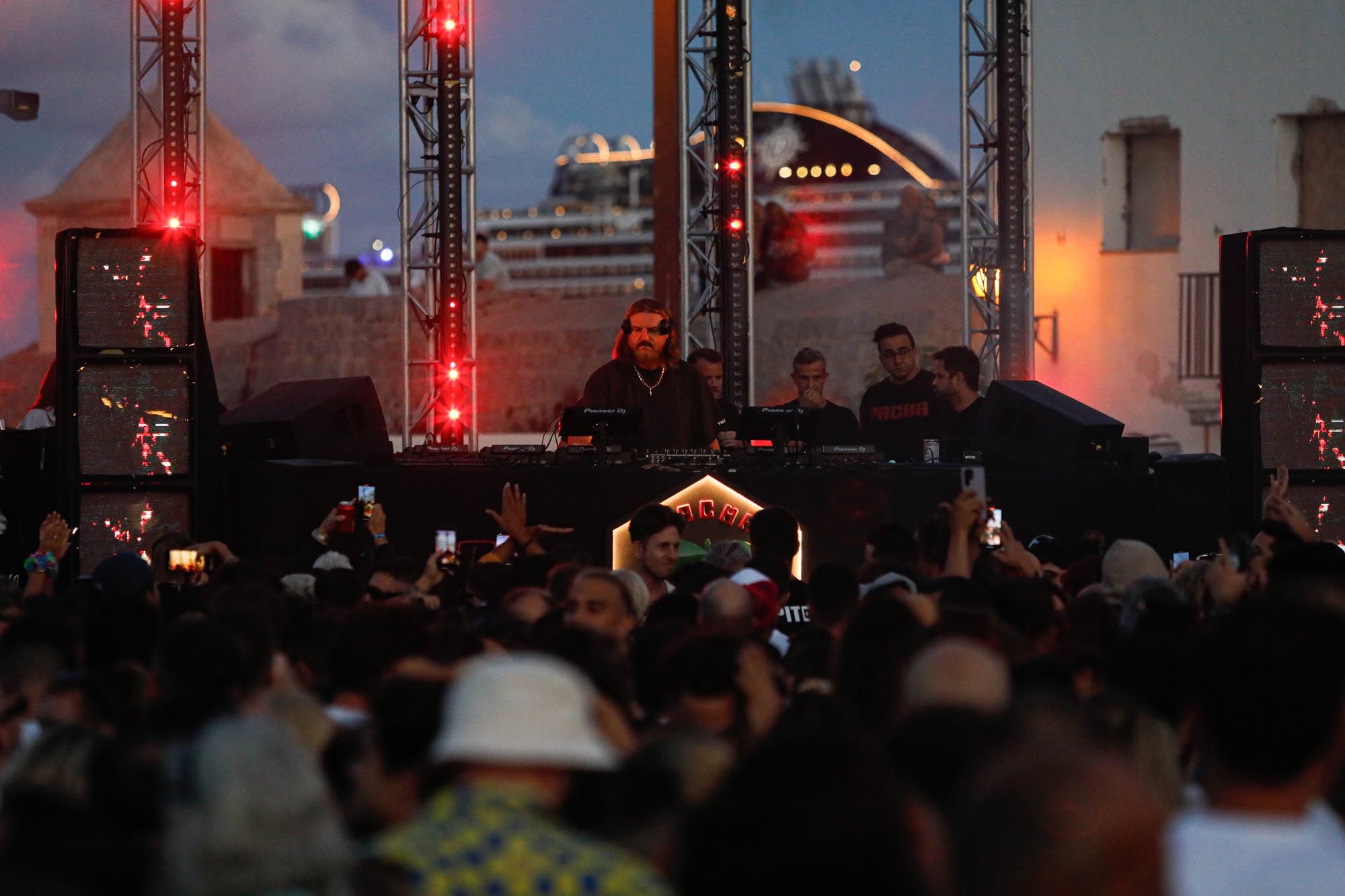 La fiesta de Solomun en el Puerto de Ibiza