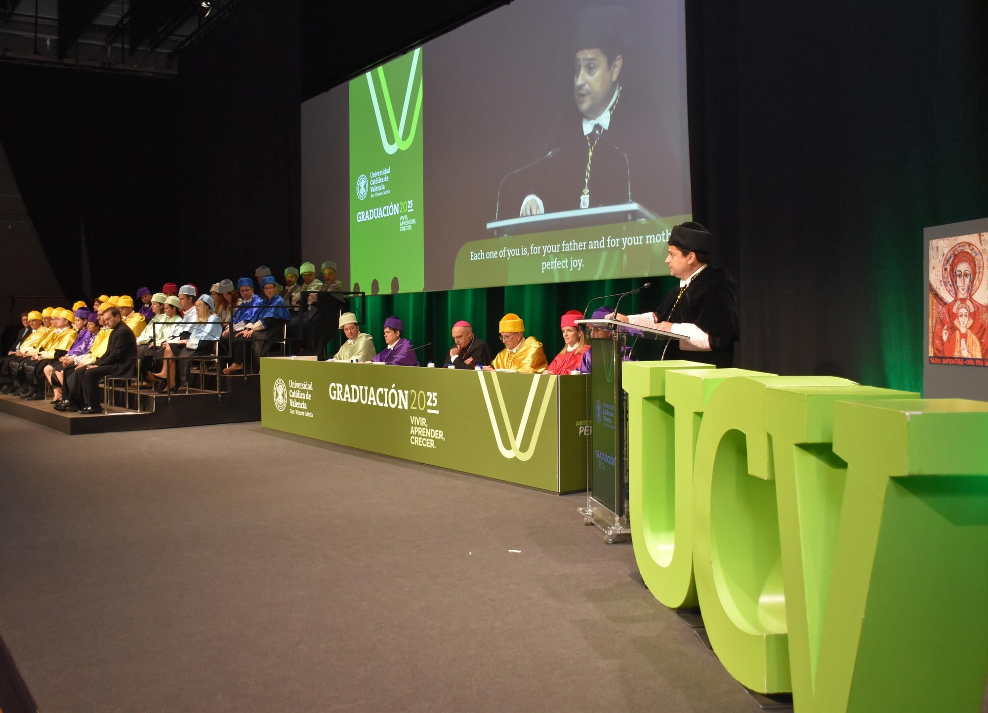 Cerca de 2.000 alumnos y alumnas de la Universidad Católica de València se gradúan en el Palacio de Congresos