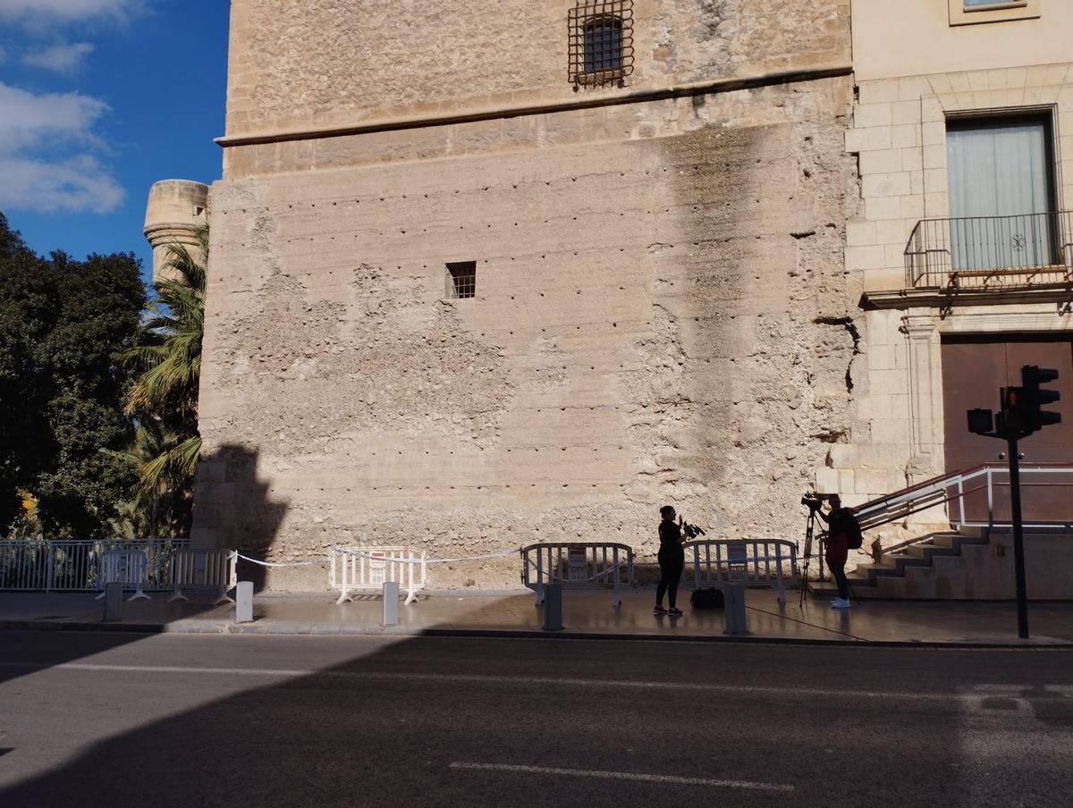 El Palacio de Altamira, vallado