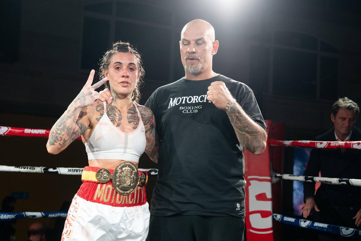 Farah El Bousairi retiene el título de campeona de España del peso Mosca al vencer a la andaluz Ana Acevedo